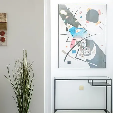 Cosy In Glyfada Center Apartment Athens