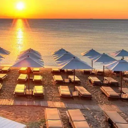 Cosy In Glyfada Center *