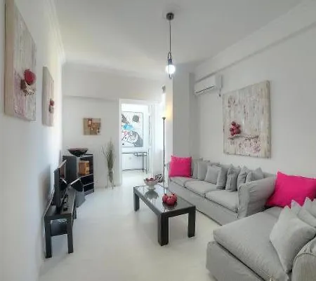 Appartamento Cosy In Glyfada Center *